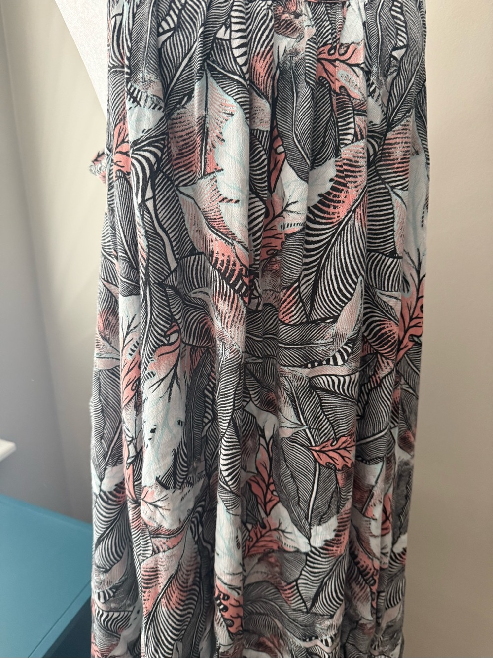 ROXY Dress / Swim Coverup - Picture 2 of 7